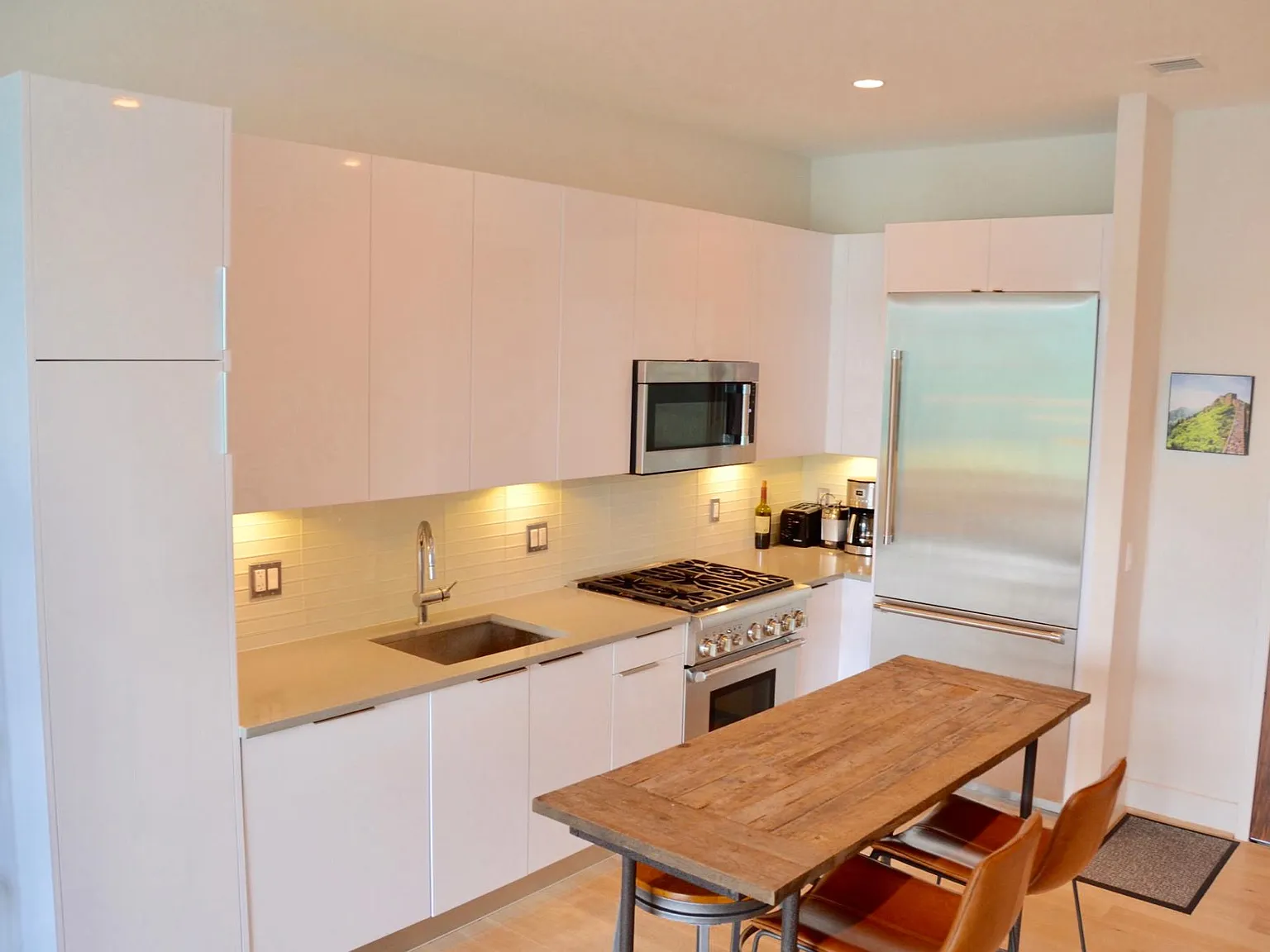 1 bed, 700 sqft, $3,500 — Photo 4