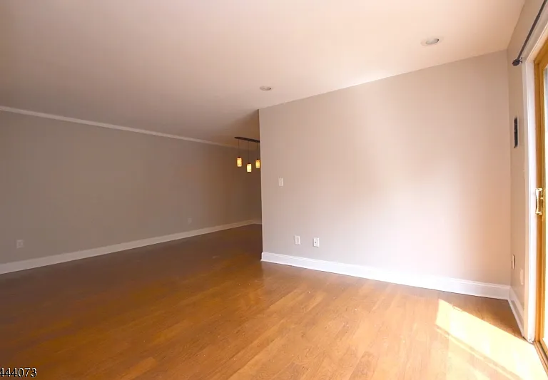 1404 Normandy Ct #1404 — Photo 7