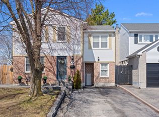 23 Majestic Cres, Brampton, ON L6S 3N1