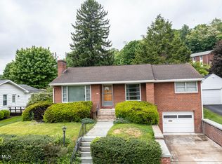606 Hammer St, Bedford, PA 15522