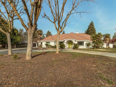 2342 W Warner Ave, Fresno, CA, 93711