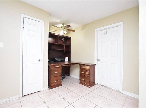 5th image of 2023 Hempstead Dr