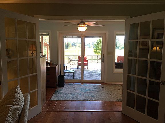 LR FACING OFFICE AND DECK