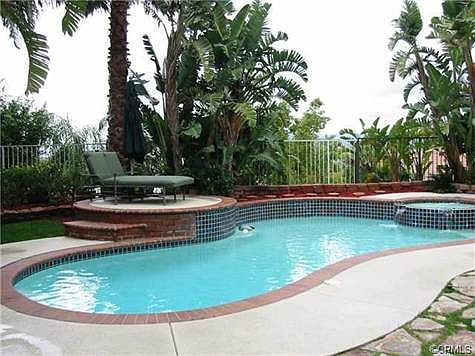 2nd image of 735 S Rock Garden Cir
