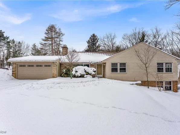 8556 Brecksville Rd, Brecksville, OH 44141