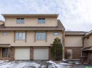 2221 S 51st St #10, Omaha, NE 68106