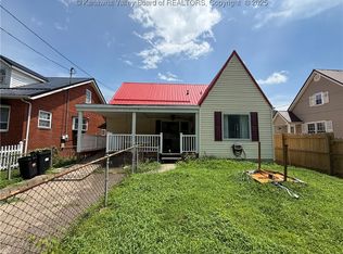 3338 W 5th Ave, Belle, WV 25015