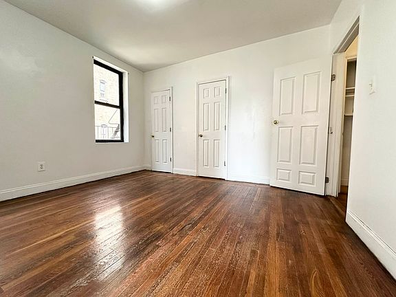 2nd image of 2525 Aqueduct Ave Unit B5