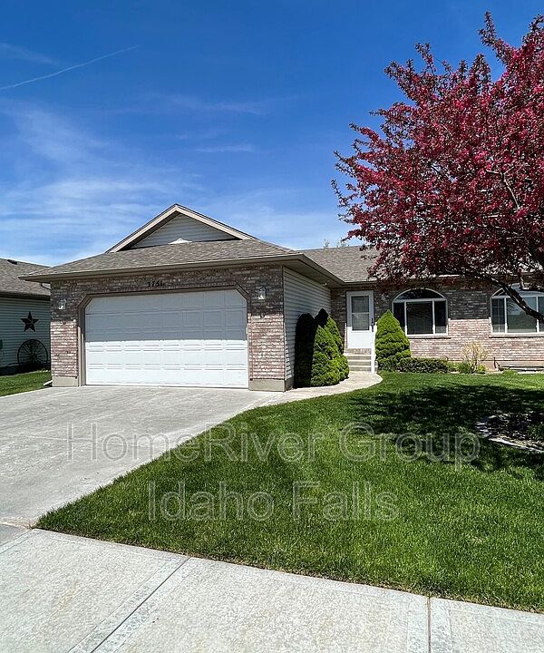 1st image of 3751 E Silverwood Cir