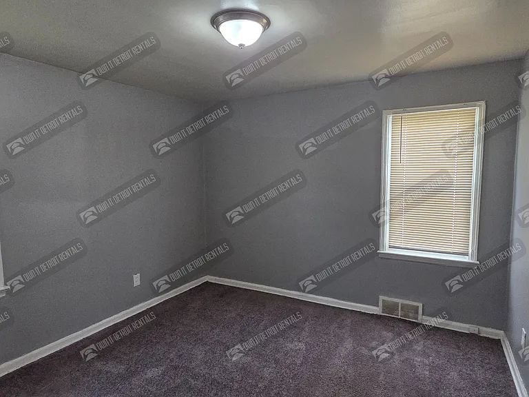 9245 Archdale St — Photo 9