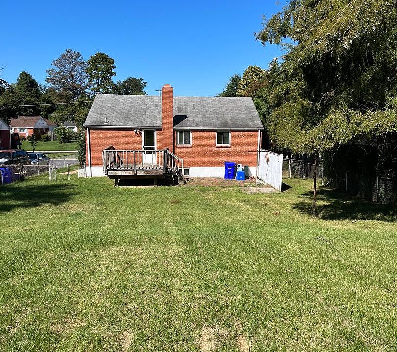 2nd image of 12721 Hathaway Dr
