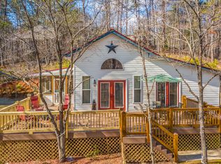 144 Banner Cir, Ellijay, GA 30540