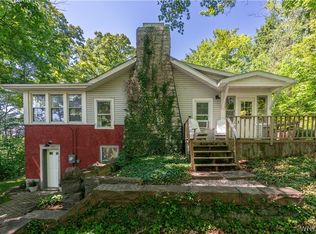 7075 S Abbott Rd, Orchard Park, NY 14127