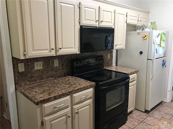 3rd image of 10114 Trailridge Dr