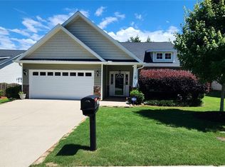 102 McLeod Dr, Anderson, SC 29621