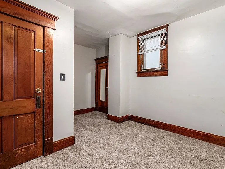 25 E Blake Ave — Photo 23