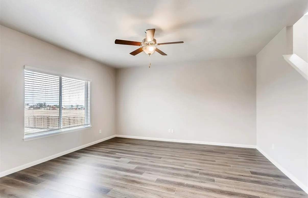 3 bed, 1751 sqft, $2,800 — Photo 3