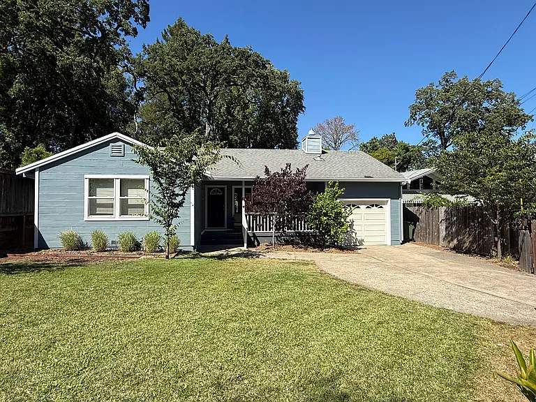 1300 San Anselmo Ave — Photo 1
