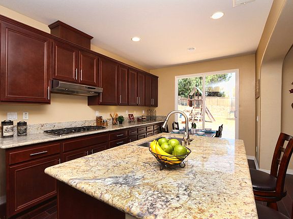 2nd image of 2728 Anjuli Ct