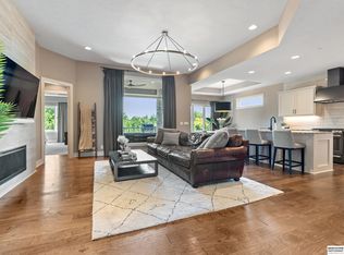 1411 S 200th Avenue Cir, Omaha, NE 68130