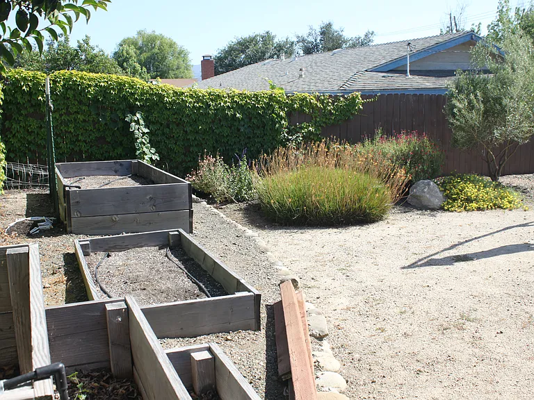 3610 Cerrito St — Photo 71