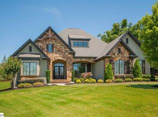 19 Calaverdi Ct, Simpsonville, SC 29681