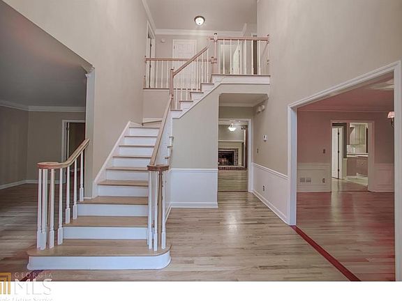 2nd image of 550 Laurel Wood Ct