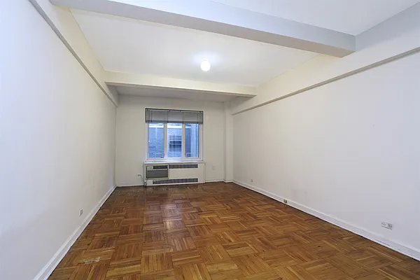 Rented by Corcoran | media 14