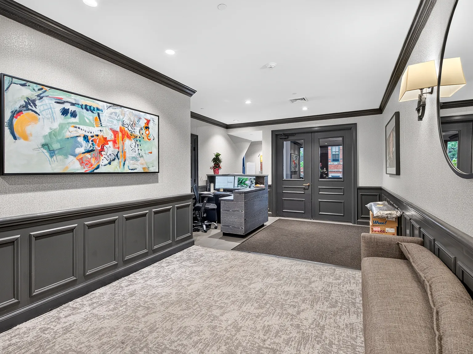 2 bed, 1100 sqft, $5,600 — Photo 3
