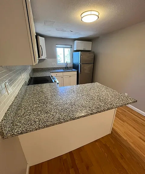 61 Crescent St #3 — Photo 5