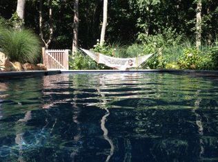 48 Prospect Ave, Shelter Island Heights, NY 11965