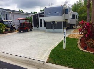 1626 Diamond Lake Cir, Naples, FL 34114