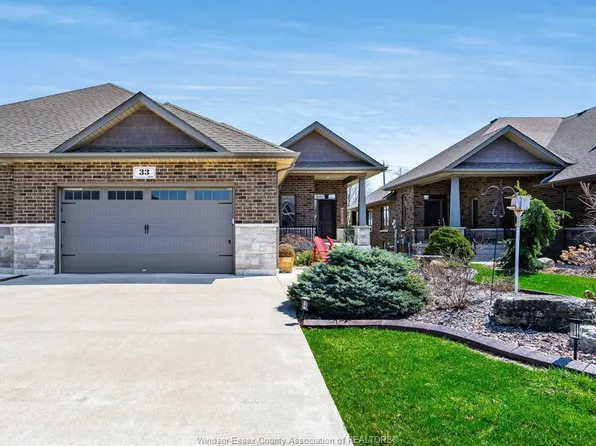 33 Robin Ct, Kingsville, ON N9Y 0E1