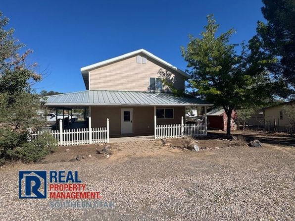 102 N Main St #1