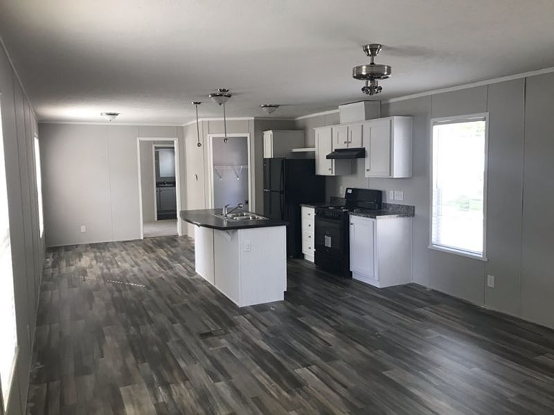 1st image of 217 Anderson Dr
