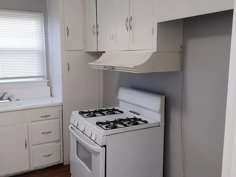 34672 Avenue E — Photo 11