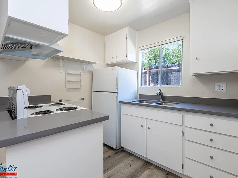100 Caledonia St #2 — Photo 1