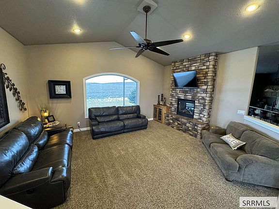5th image of 111 Shirley Ln