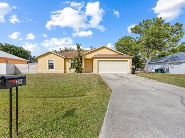253 SW De Gouvea Terrace, Port St Lucie, FL 34984