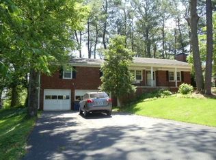 208 Mark Trl, Bowling Green, KY 42101