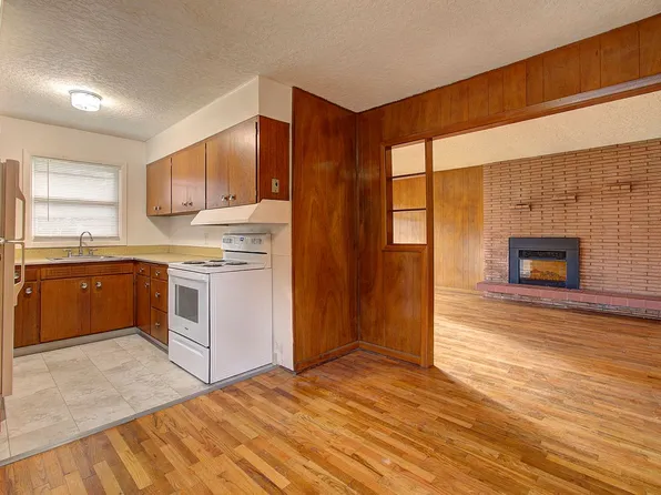 4706 Sheridan Dr, Vancouver, WA 98661