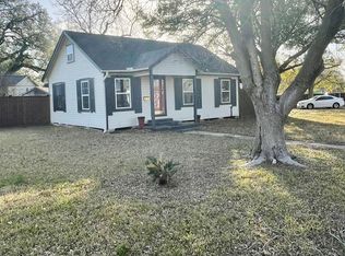 5220 E Parkway Dr, Beaumont, TX 77705