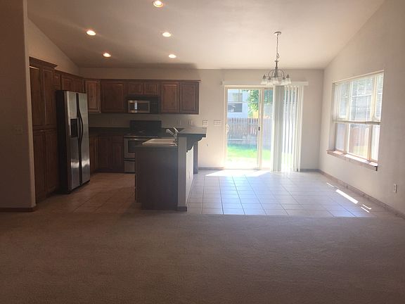 5th image of 3116 Lily Dr