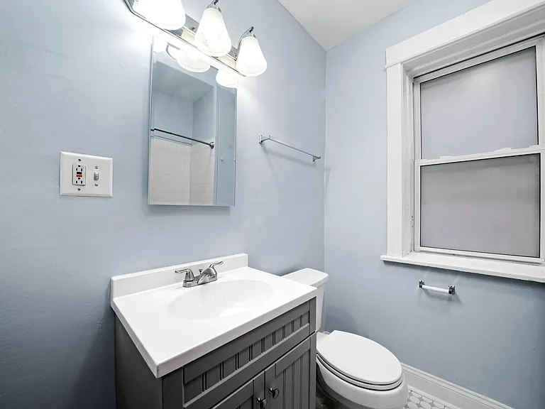 2056 W Birchwood Ave #2 — Photo 7