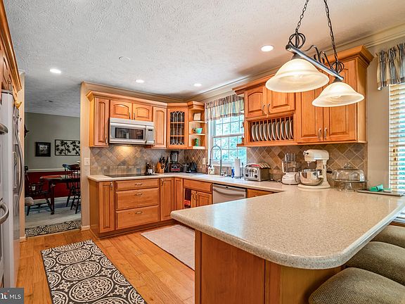 2nd image of 14416 Cotton Ln