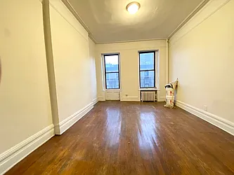 Rented by Manhattan Spaces