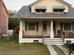 11 Eshbach Ln #B, Bechtelsville, PA 19505