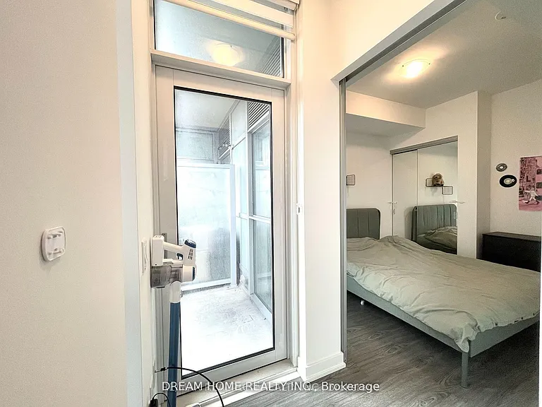 1 Yorkville Ave #3003 — Photo 7