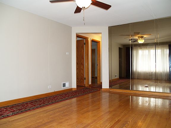 4th image of 6237 S Narragansett Ave