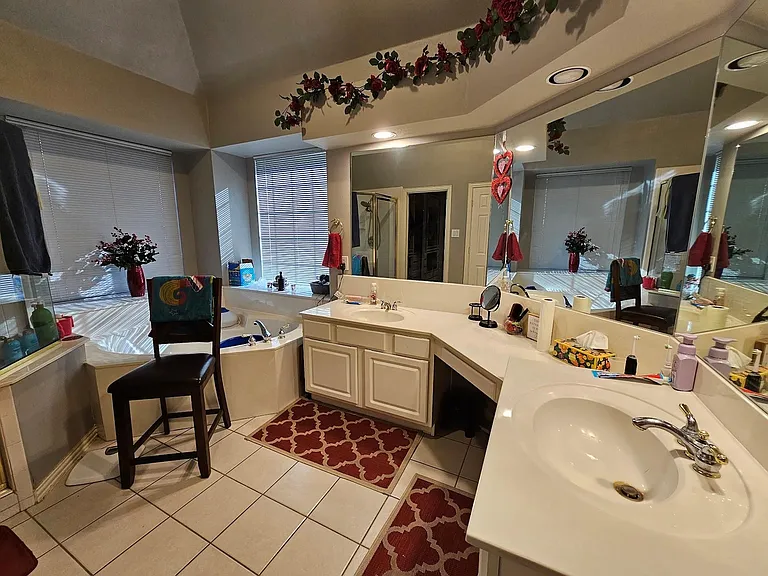 3300 Glenmoor Dr — Photo 14